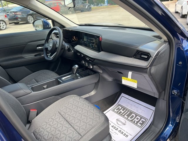 New 2025 Nissan Kicks SV w/ SV Premium Package image 29