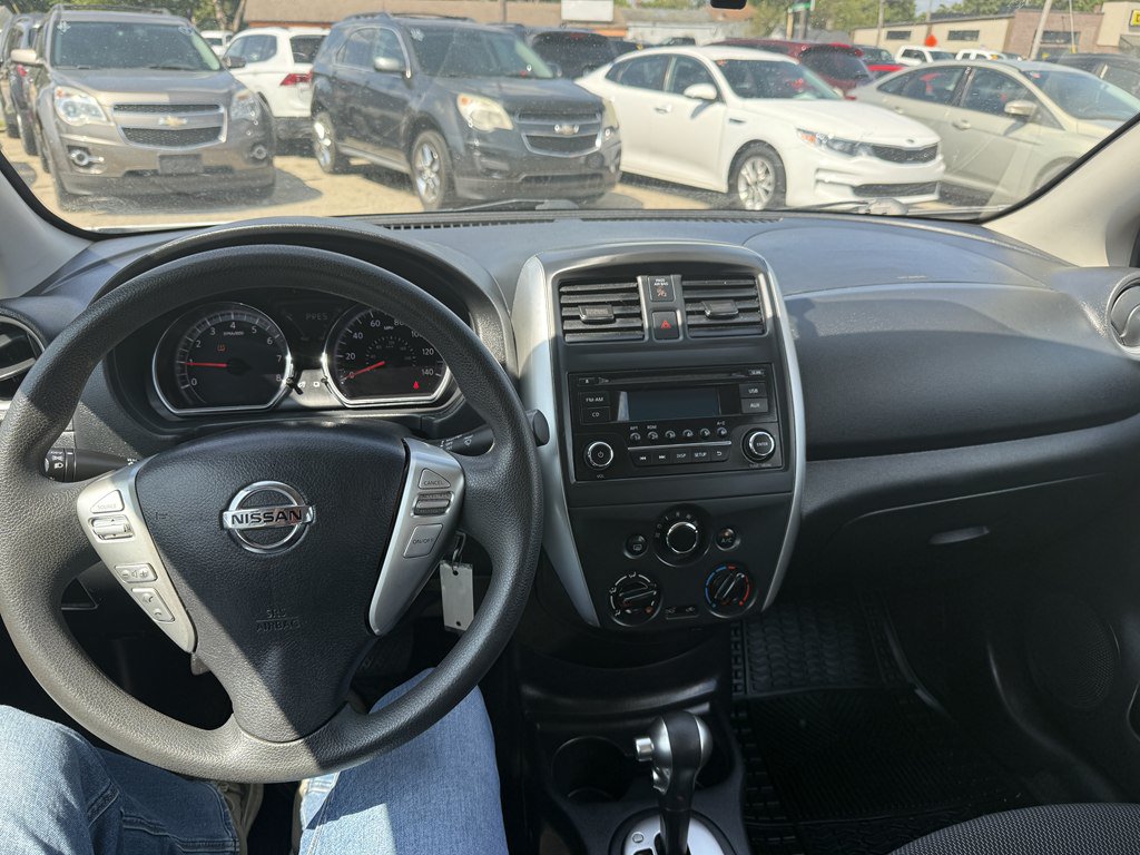 Used 2016 Nissan Versa SV FWD image 17