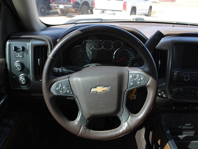 Used 2018 Chevrolet Silverado 1500 LTZ w/ LTZ Plus Package AWD/4WD image 18