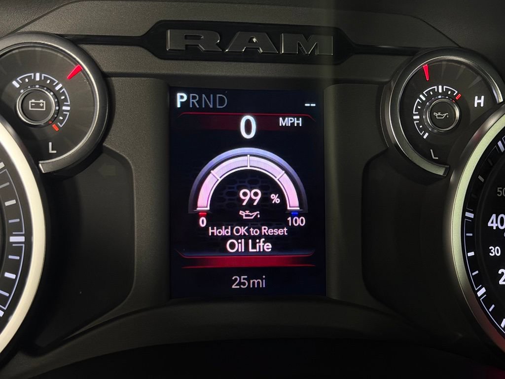 Used 2025 RAM 2500 Big Horn AWD/4WD image 15