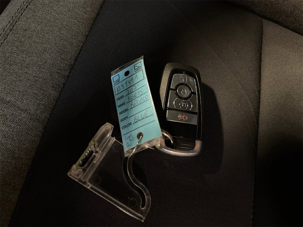 Used 2021 Ford Bronco Big Bend image 32