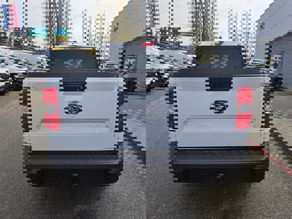 New 2025 Ford Maverick XLT w/ XLT Luxury Package image 6