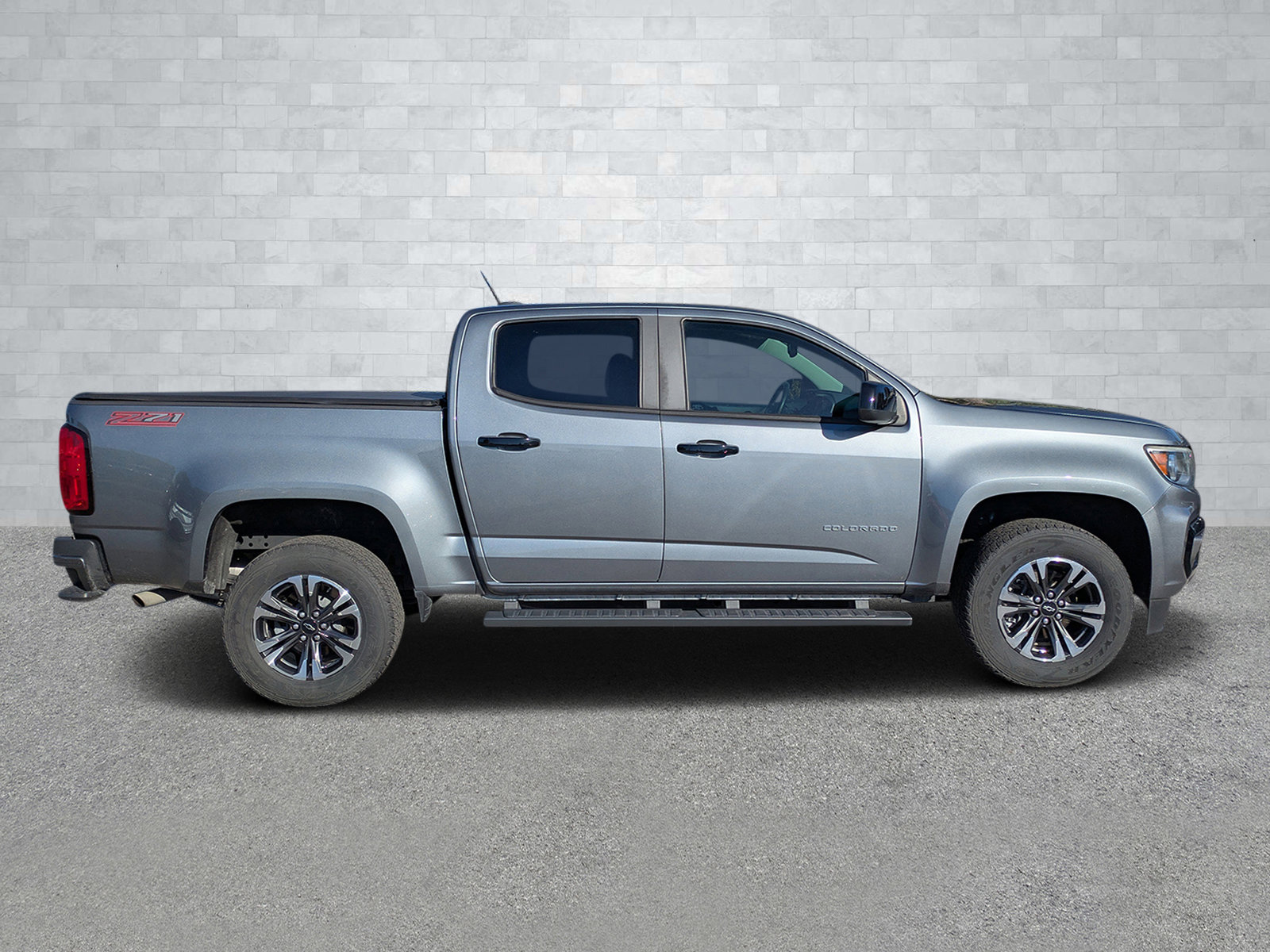 Used 2022 Chevrolet Colorado Z71 w/ Safety Package image 4