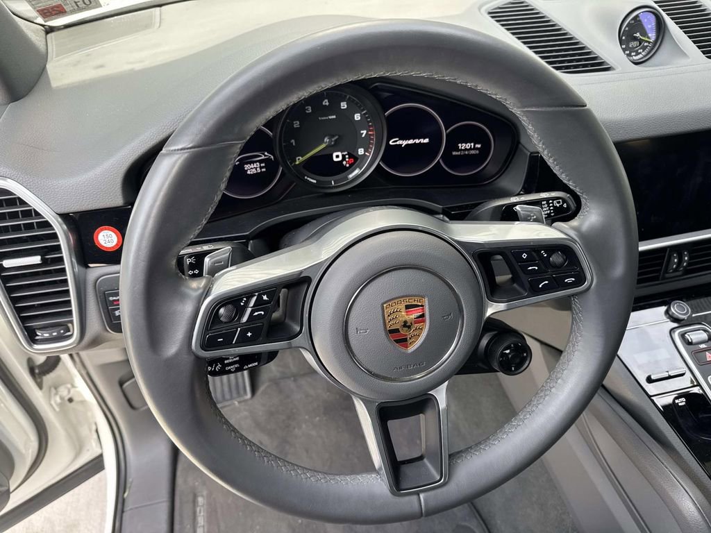 Certified 2023 Porsche Cayenne image 25