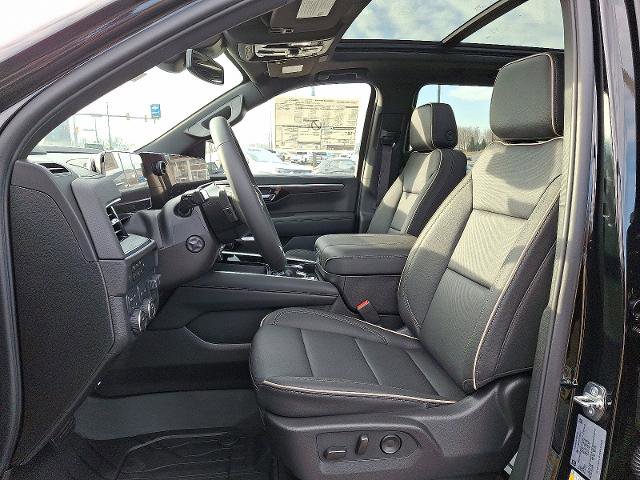 New 2026 Chevrolet Suburban Premier w/ Sun And Tow Package image 6