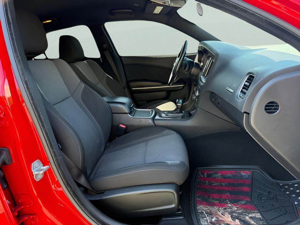 Used 2022 Dodge Charger SXT image 29