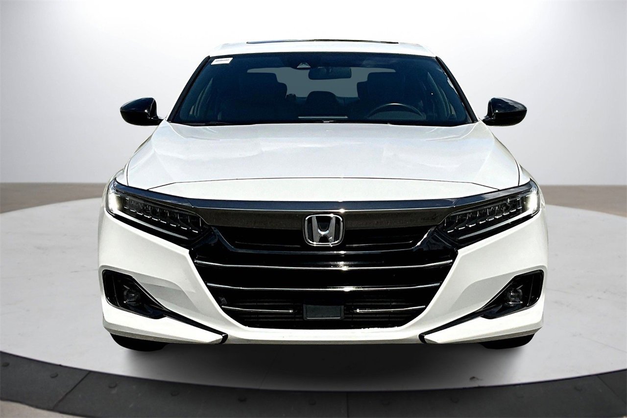Used 2021 Honda Accord Sport image 3
