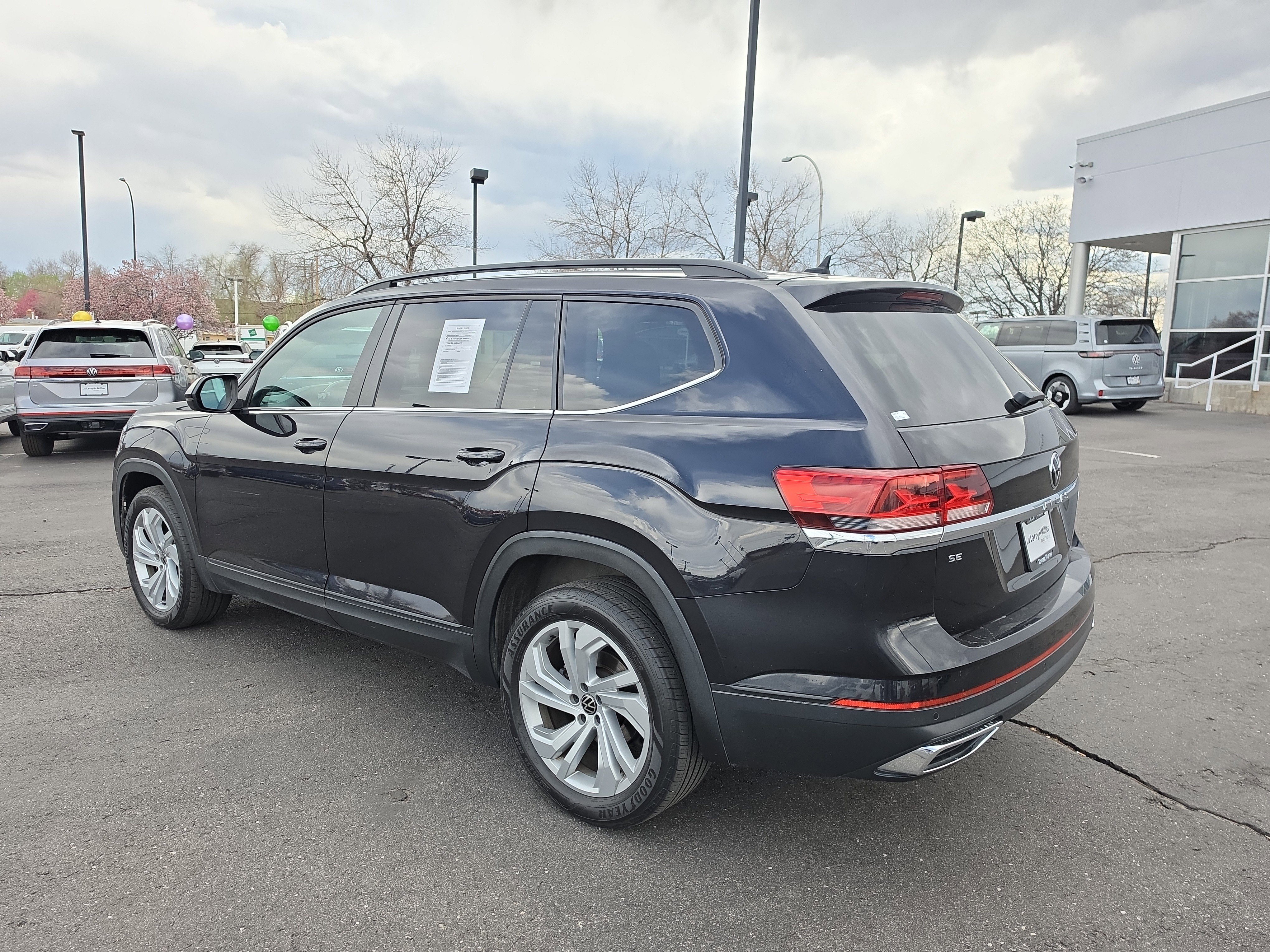 Used 2021 Volkswagen Atlas SE image 5