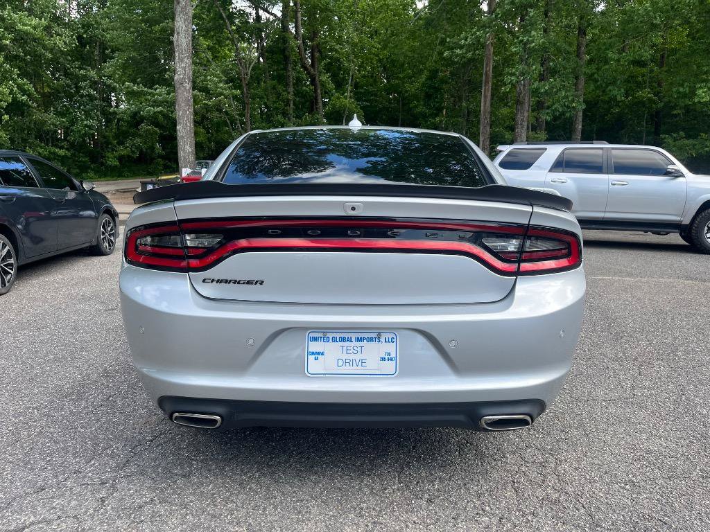Used 2023 Dodge Charger SXT w/ Blacktop Package RWD image 8