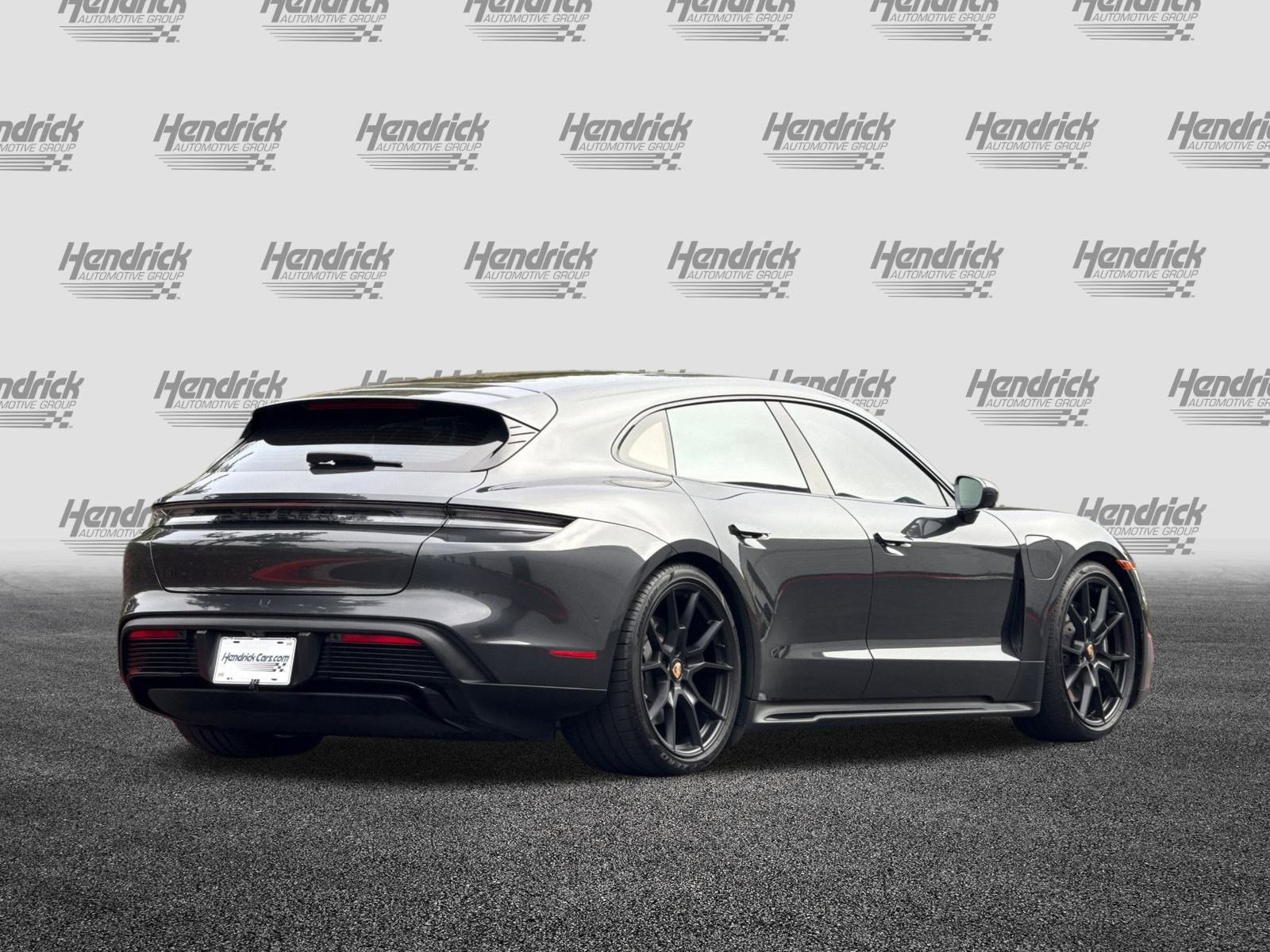 Used 2023 Porsche Taycan GTS image 5