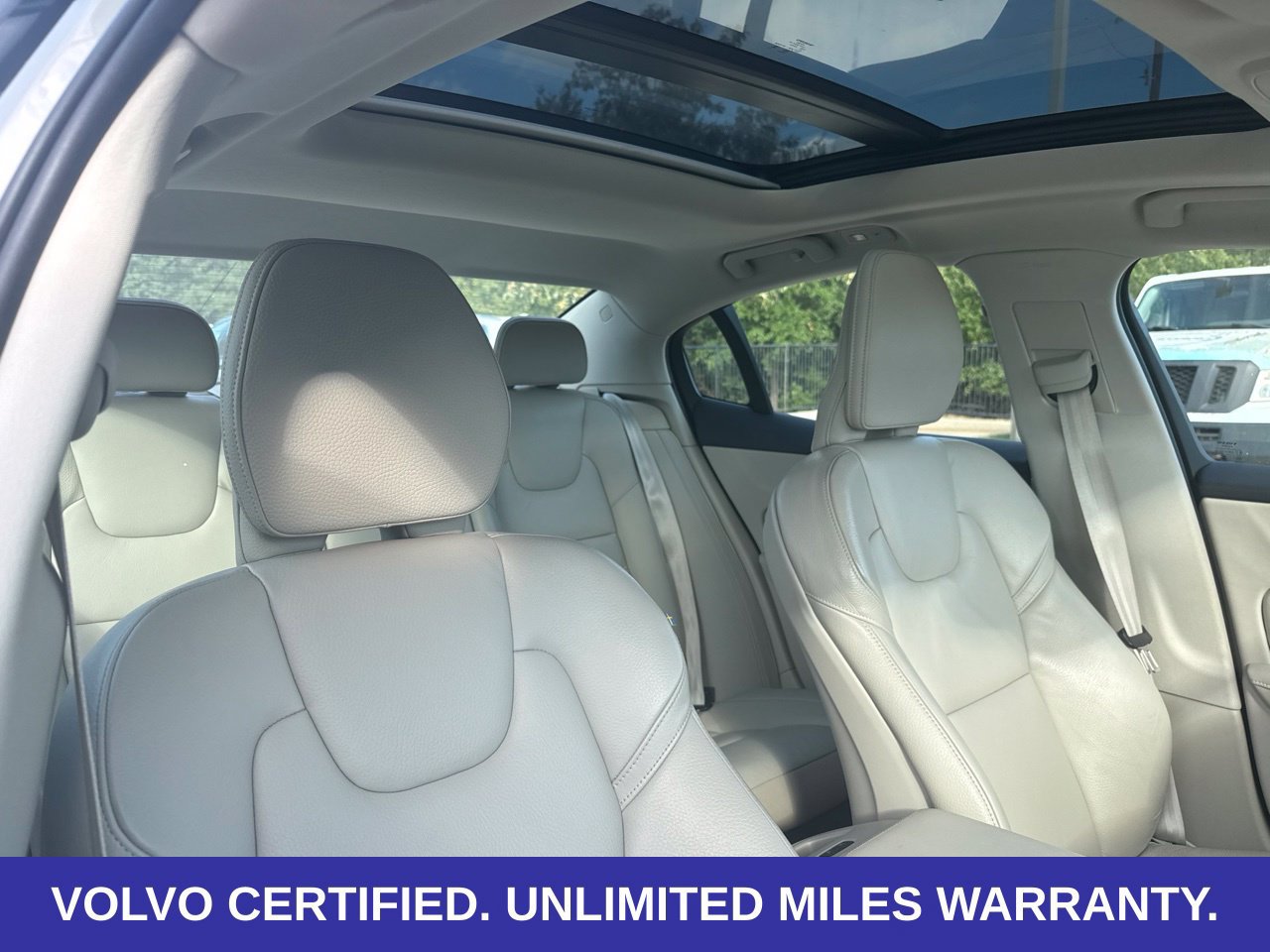 Certified 2024 Volvo S60 B5 Plus w/ Climate Package FWD image 16