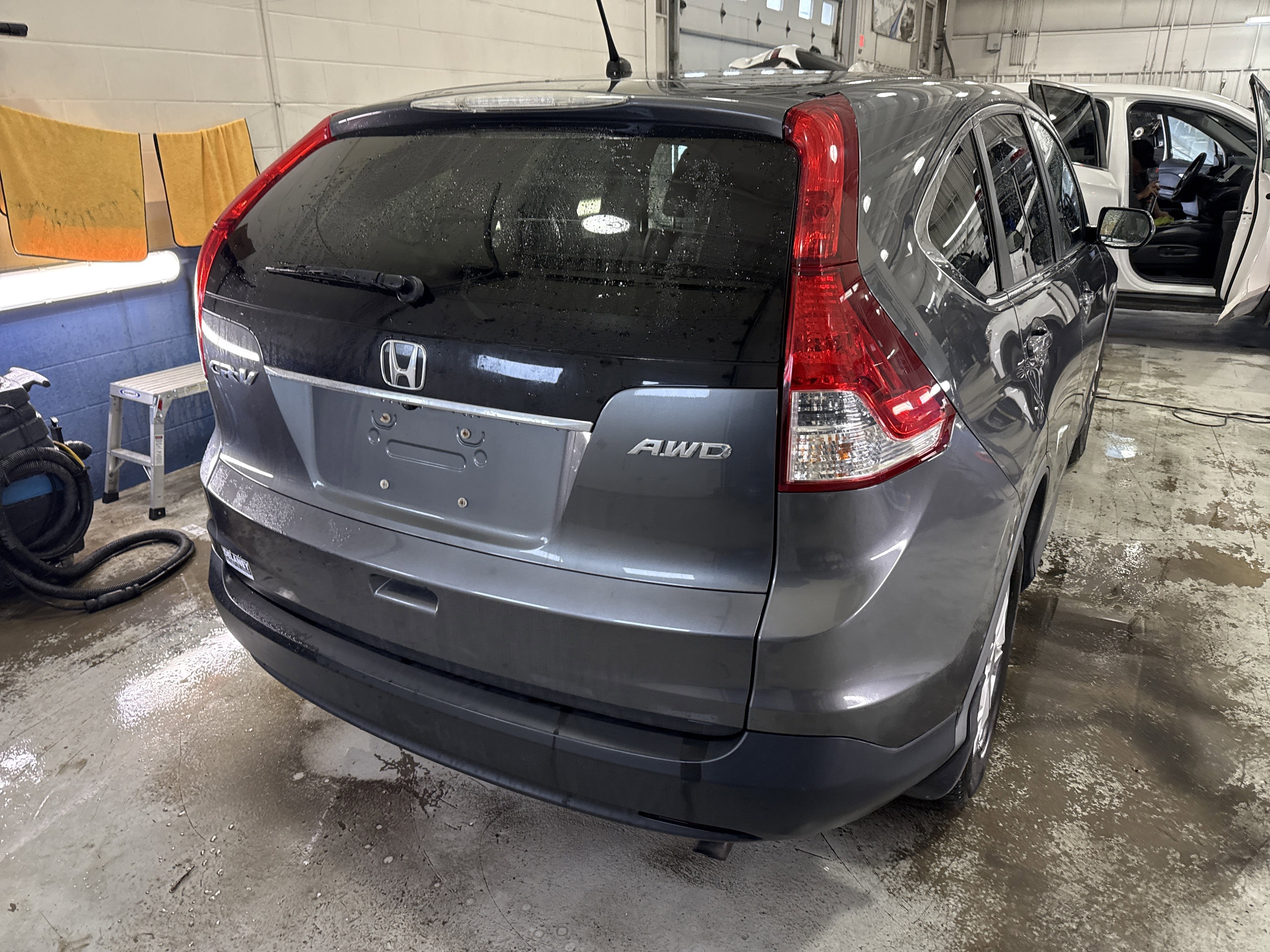 Used 2012 Honda CR-V EX image 4