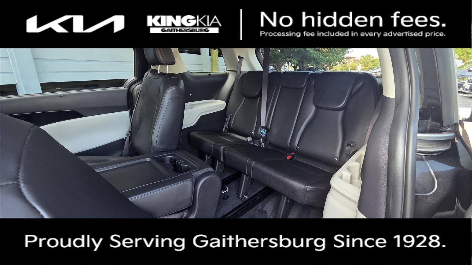 Certified 2024 Kia Carnival EX FWD image 29