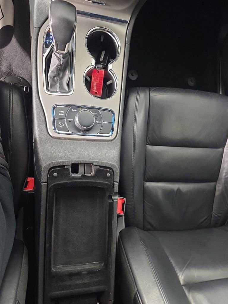 Used 2019 Jeep Grand Cherokee Limited image 22