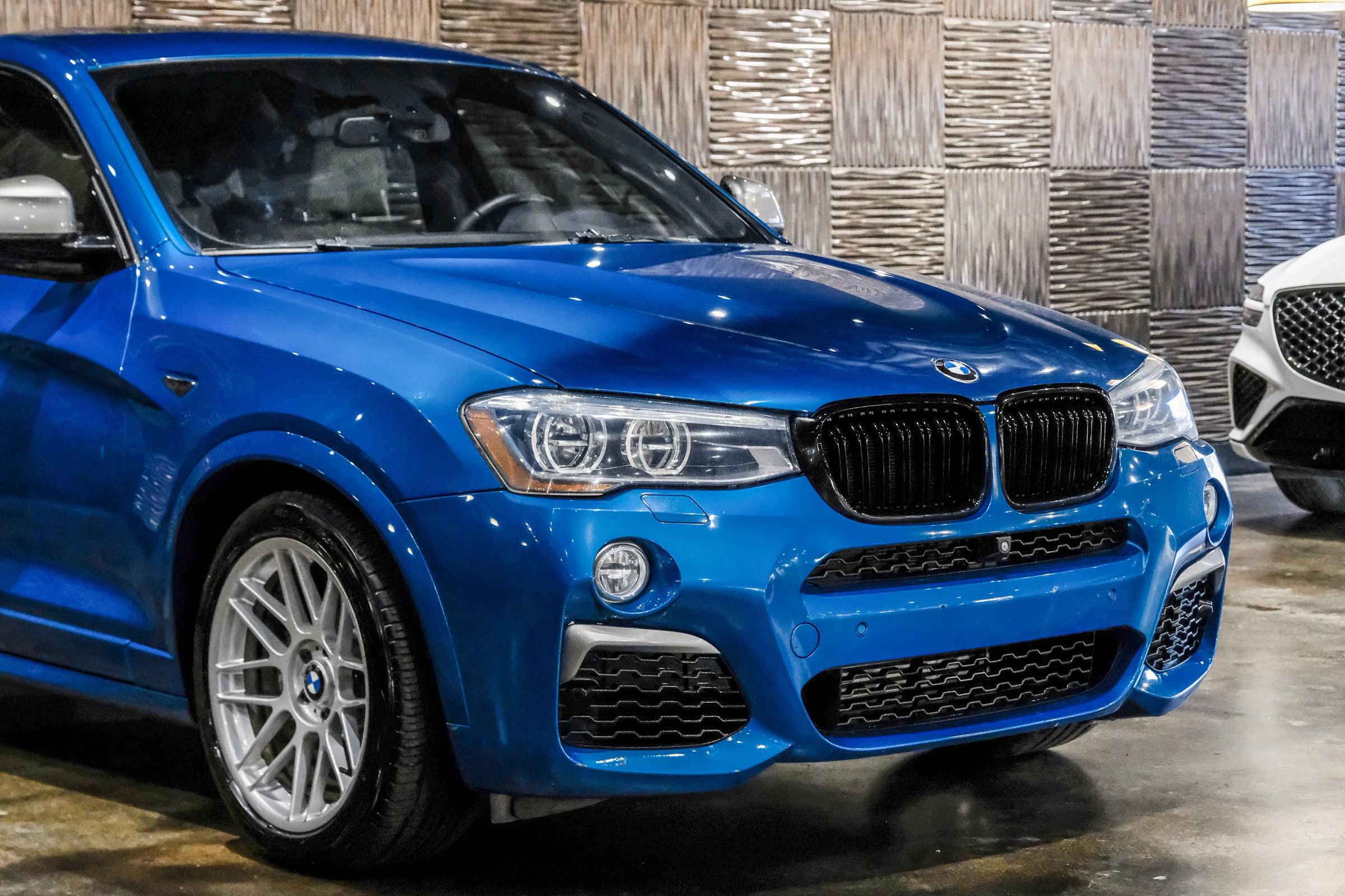 Used 2017 BMW X4 M40i AWD/4WD image 7