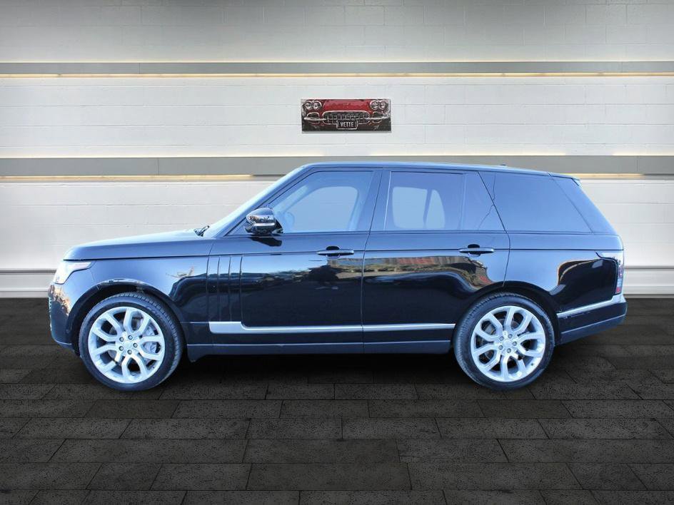 Used 2015 Land Rover Range Rover Supercharged image 4