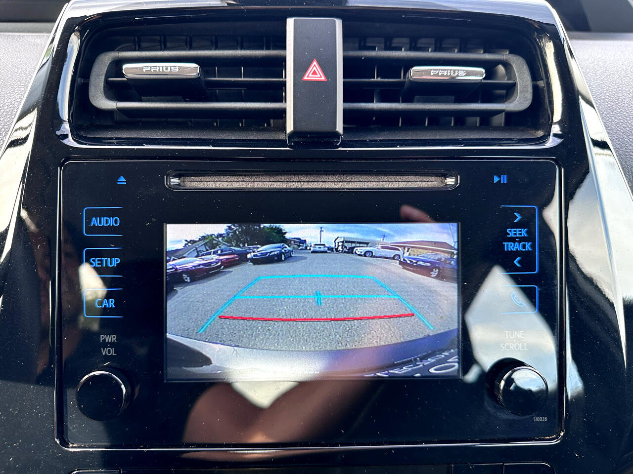 Used 2018 Toyota Prius Two image 17