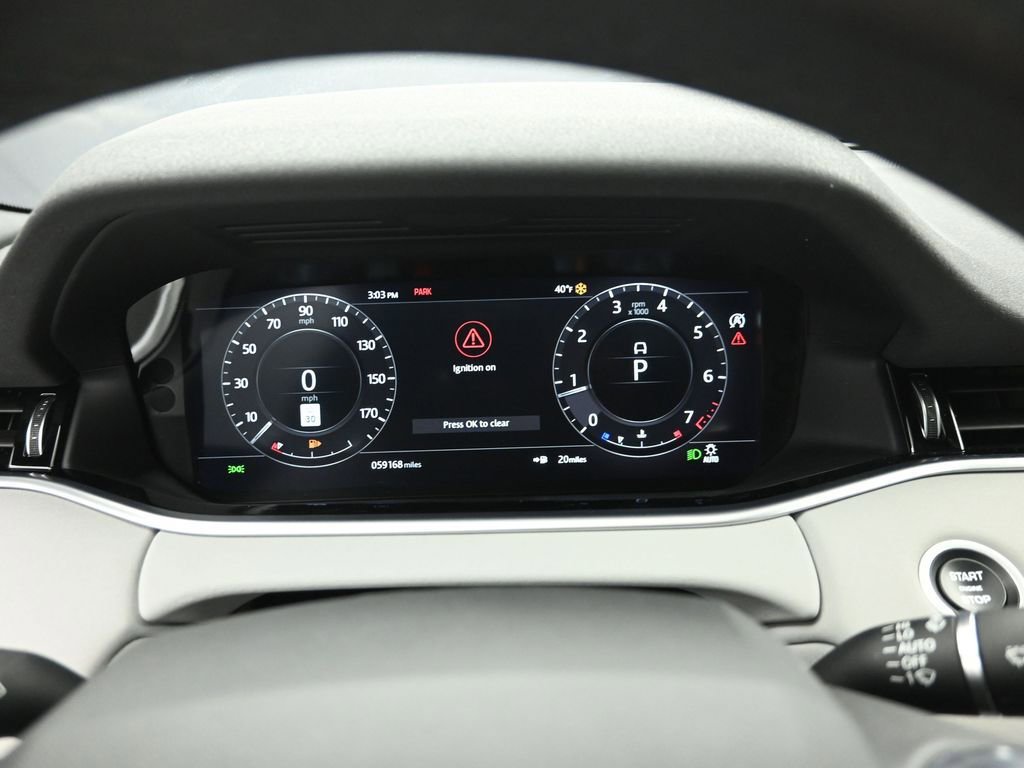 Used 2020 Land Rover Range Rover Evoque SE image 16