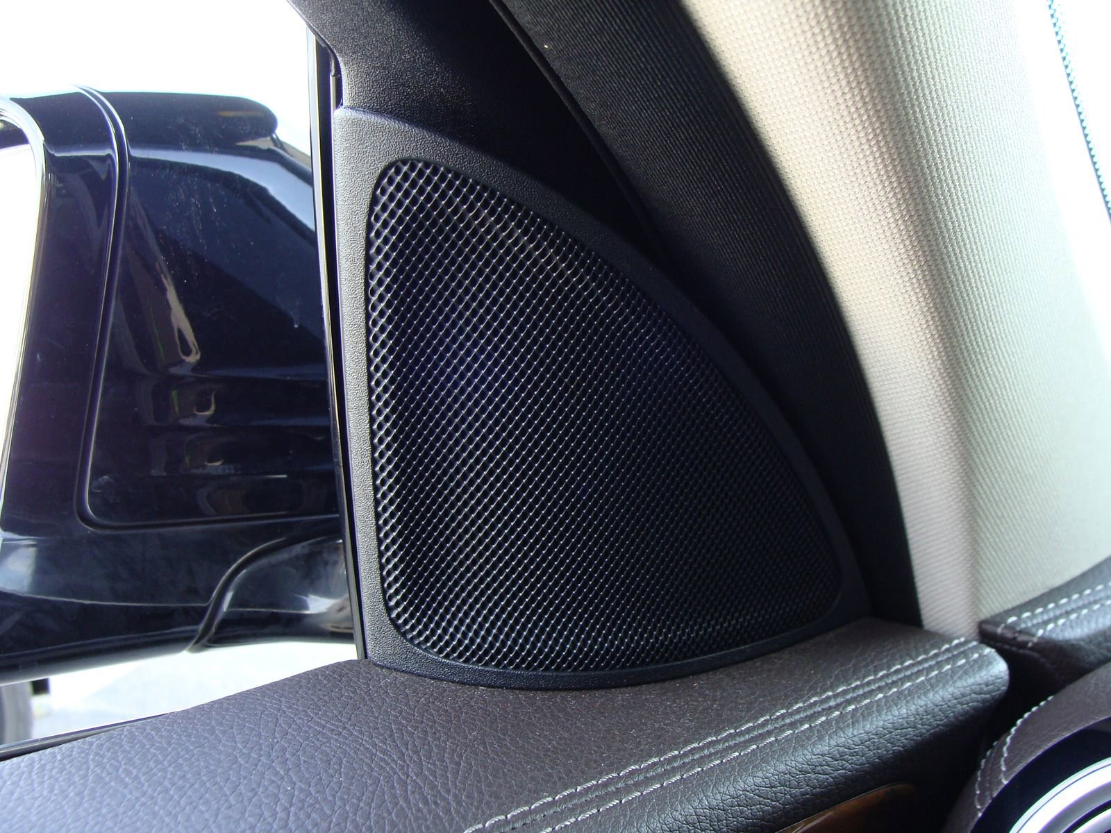 Used 2018 Mercedes-Benz E 300 4MATIC image 39