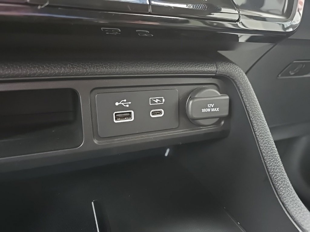 Used 2023 Honda Pilot Elite image 59