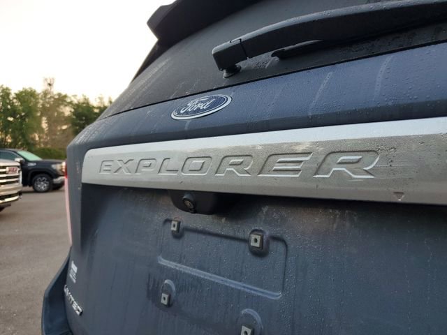 Used 2021 Ford Explorer Limited w/ Hybrid Equipment Group 310A image 7
