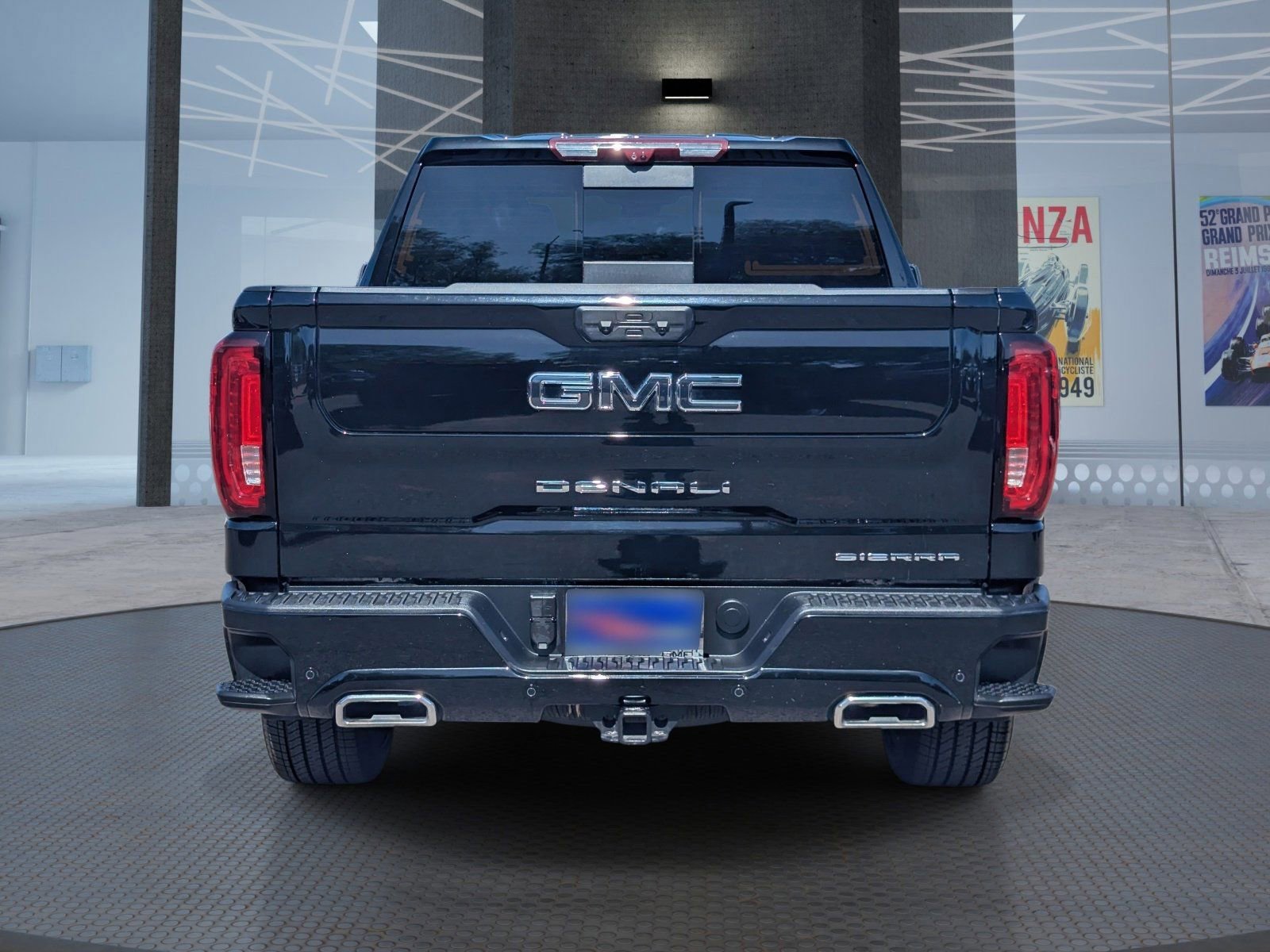 Used 2025 GMC Sierra 1500 Denali Ultimate AWD/4WD image 5