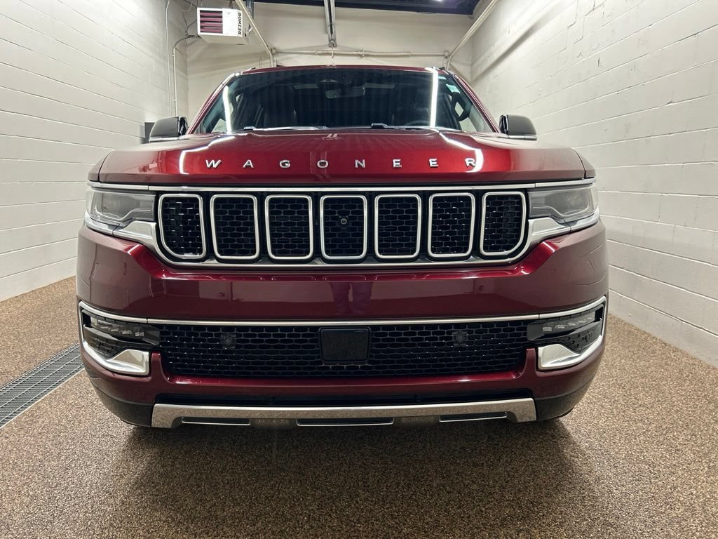 Used 2025 Jeep Wagoneer Series III w/ Premium Group I AWD/4WD image 6