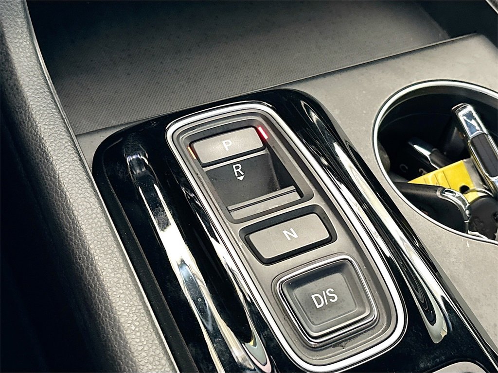 Used 2024 Honda Pilot Sport image 16