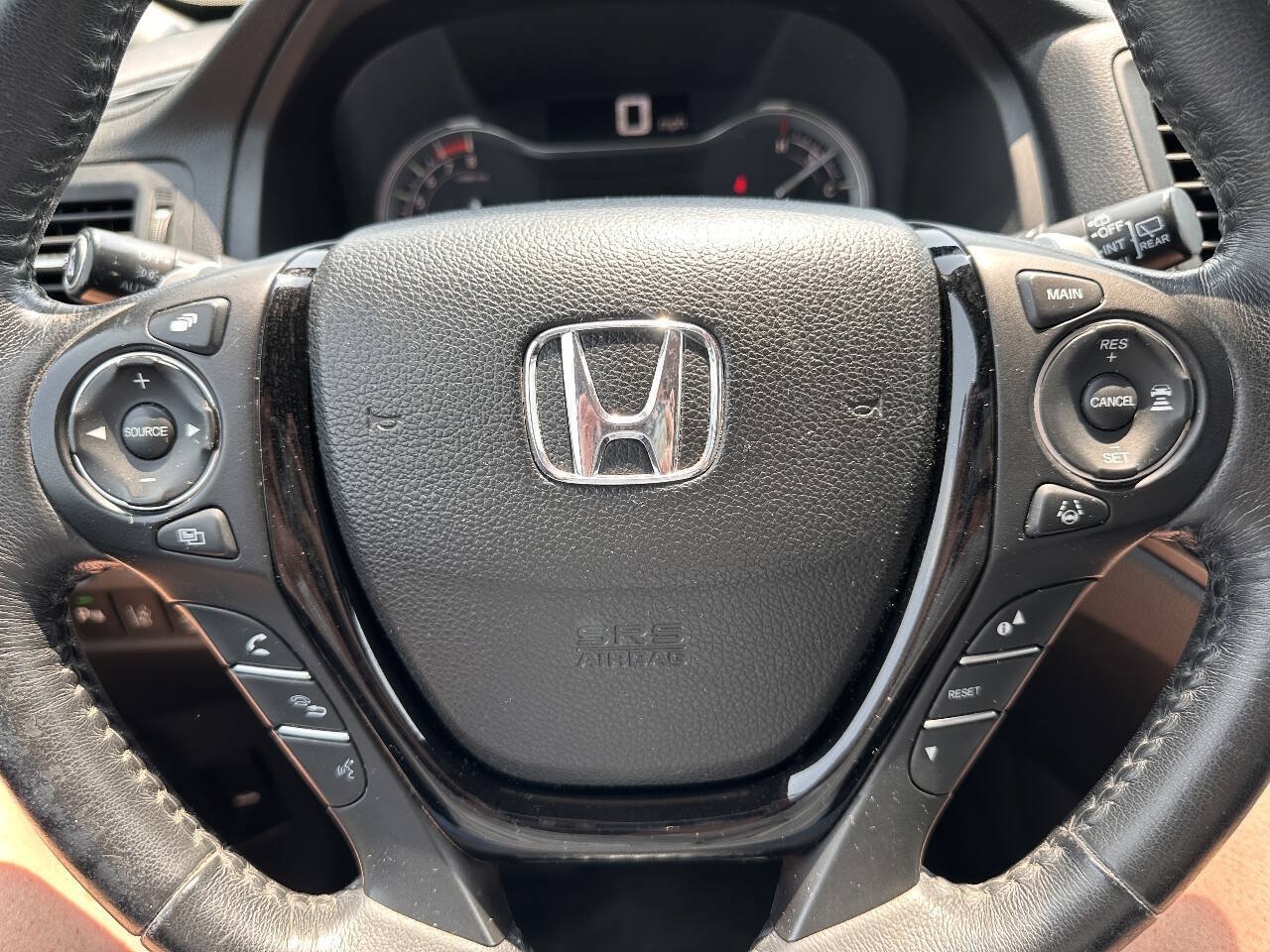 Used 2017 Honda Pilot Touring image 18