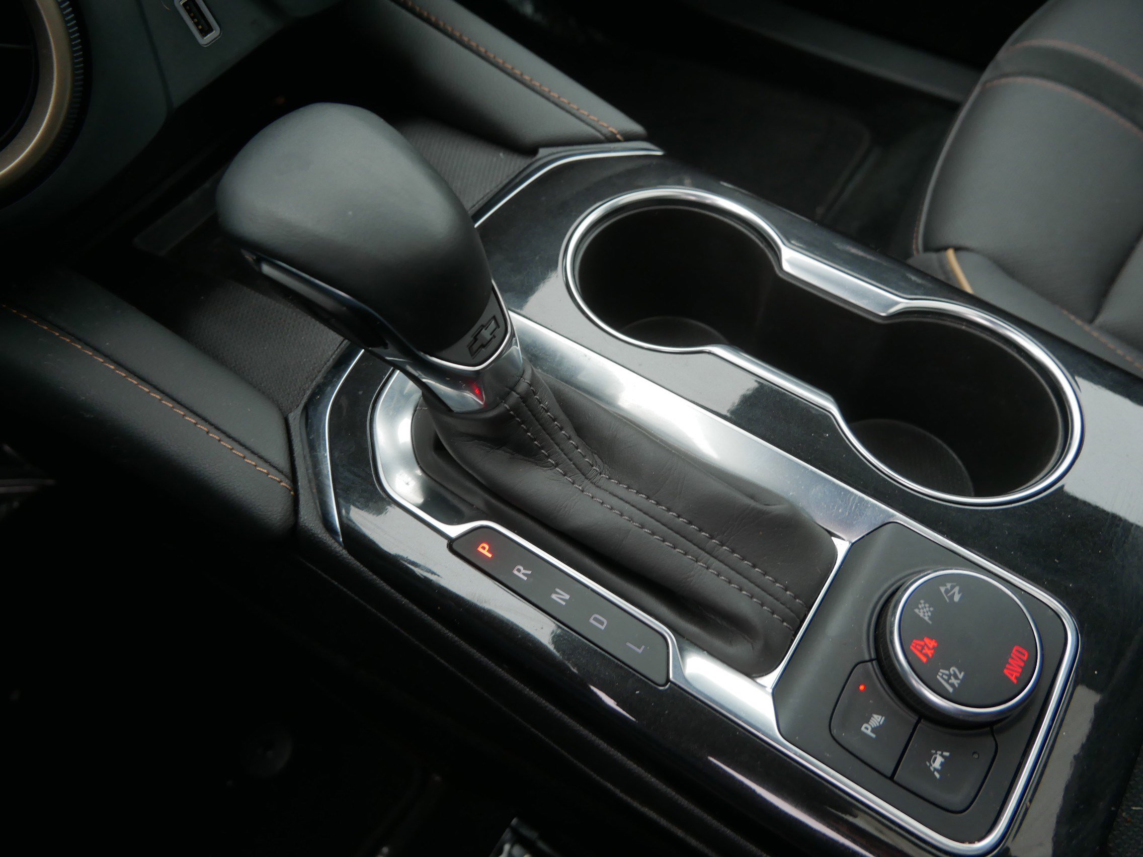 Used 2024 Chevrolet Blazer Premier w/ Driver Confidence II Package image 28