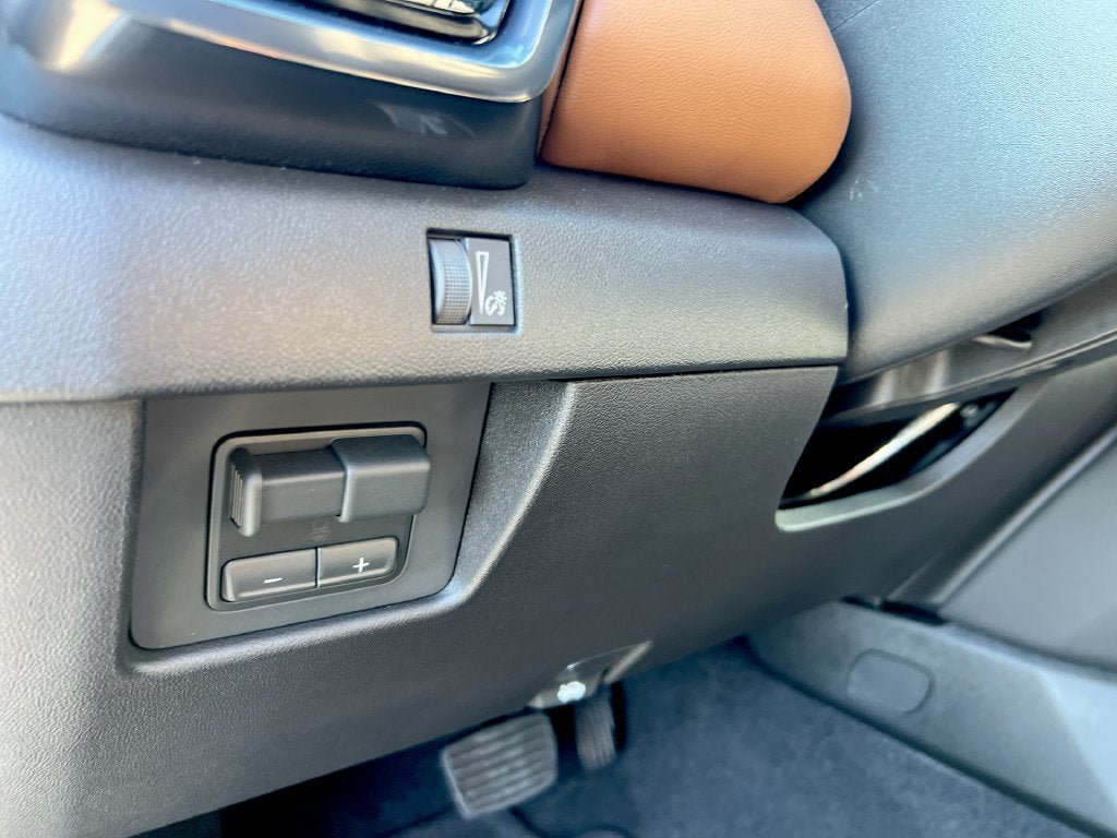 New 2026 GMC Canyon AT4 AWD/4WD image 16
