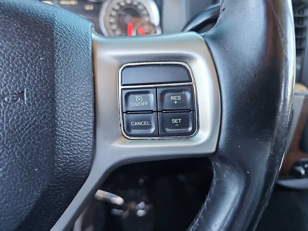 Used 2018 RAM 3500 Laramie w/ Convenience Group AWD/4WD image 12
