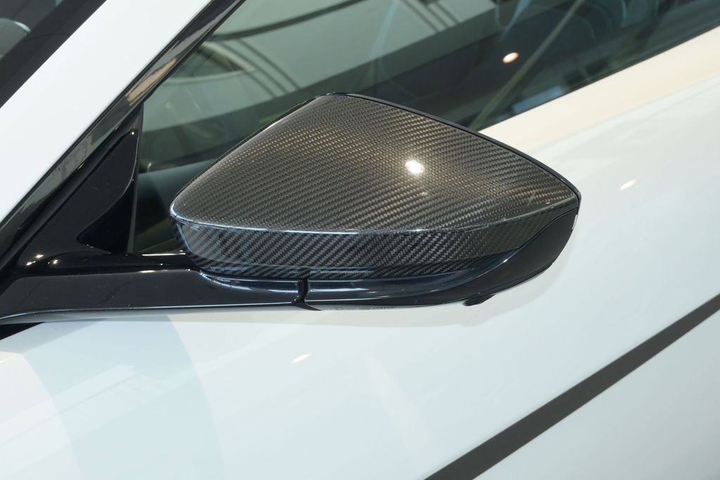 Used 2023 Aston Martin V8 Vantage Coupe RWD image 23