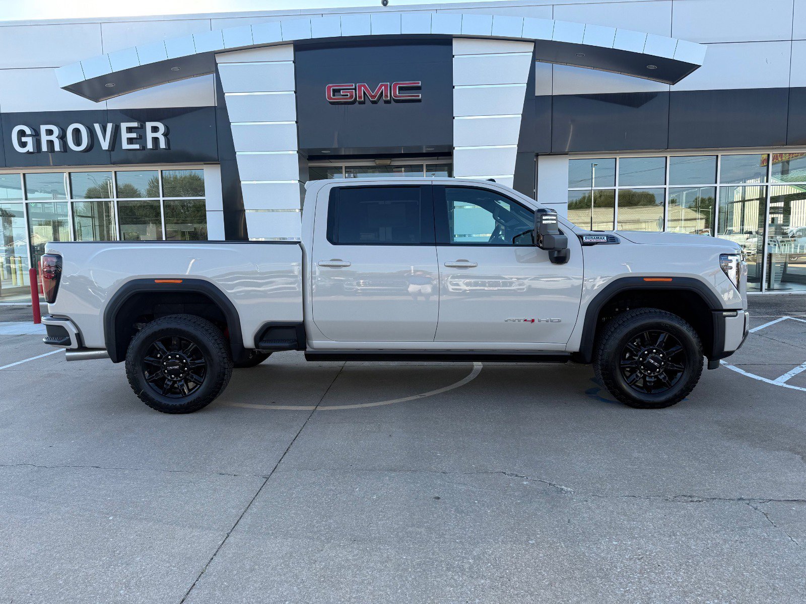 New 2026 GMC Sierra 2500 AT4 w/ AT4 Premium Plus Package image 3