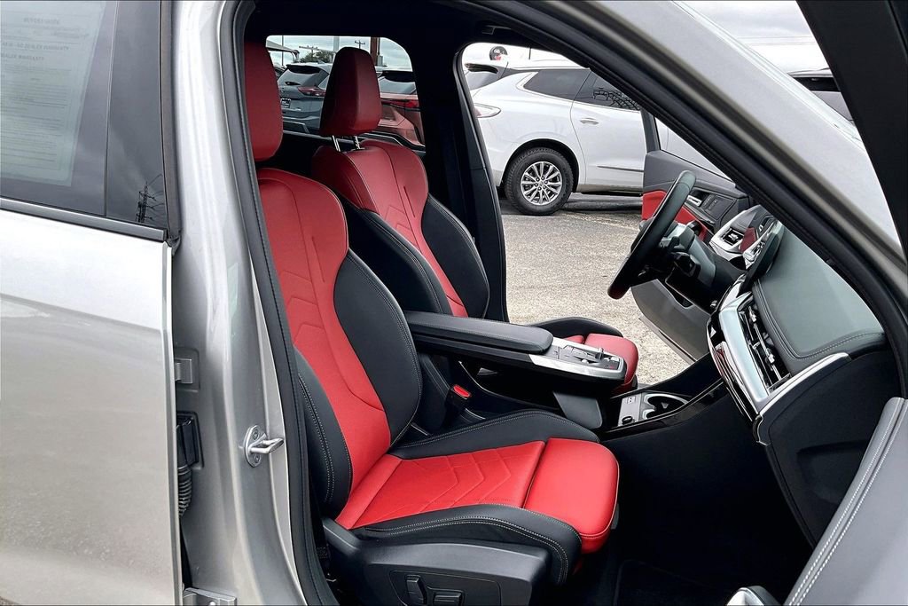 Used 2025 BMW X1 xDrive28i image 10