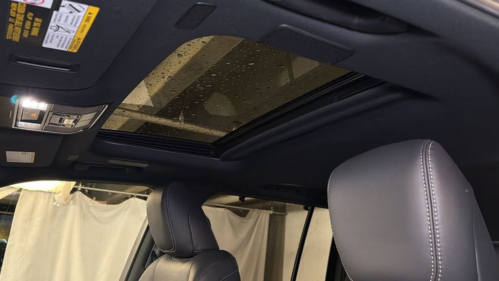 Used 2024 Lexus LX 600 4WD w/ Appearance Package image 6