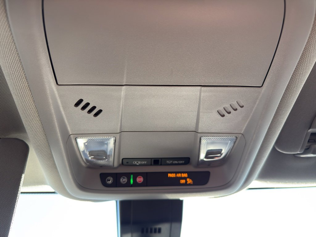 Used 2023 Chevrolet Equinox LT image 23