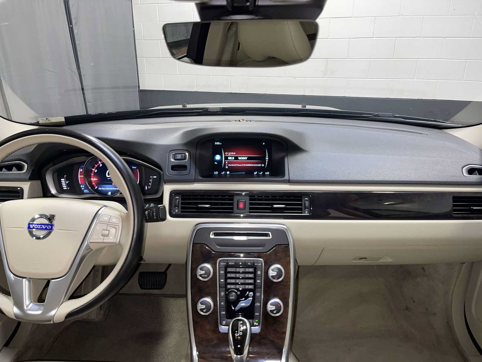 Used 2016 Volvo S80 T5 w/ Convenience Package FWD image 10