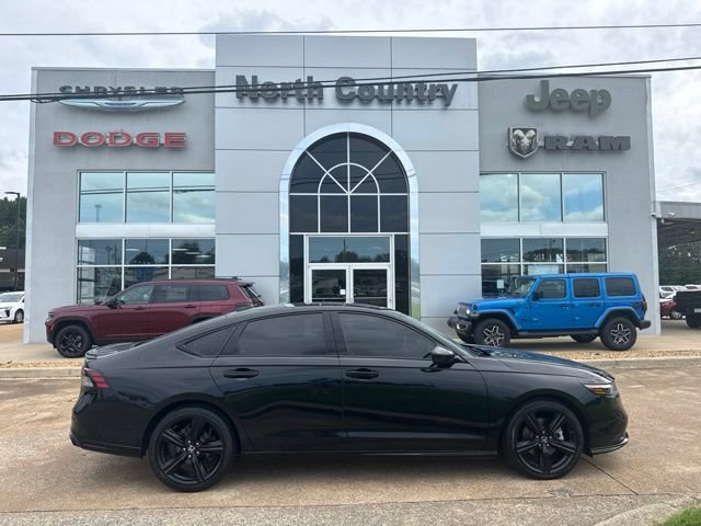 Used 2024 Honda Accord Sport image 1