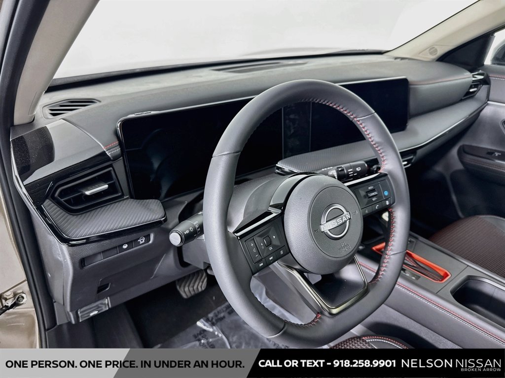 New 2026 Nissan Kicks SR FWD image 9