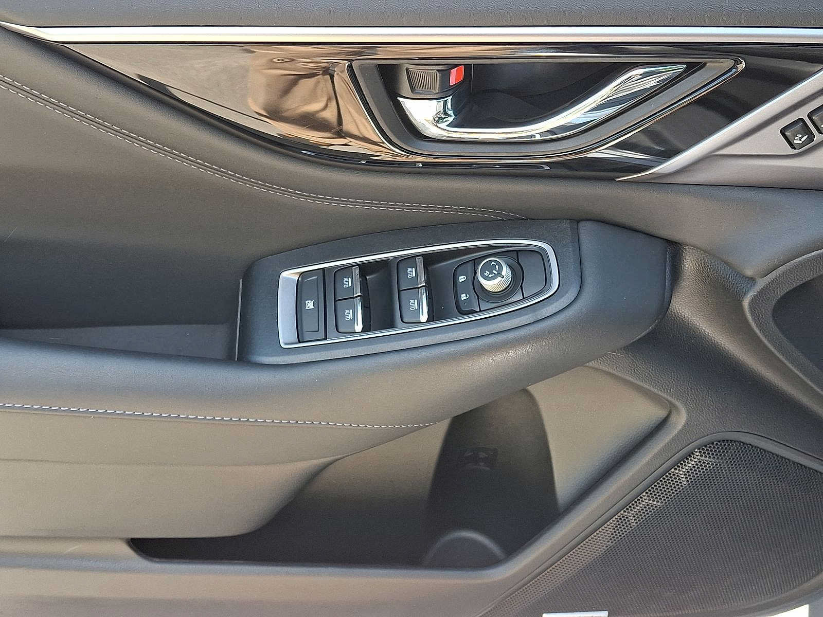 Used 2023 Subaru Legacy Limited AWD/4WD image 16
