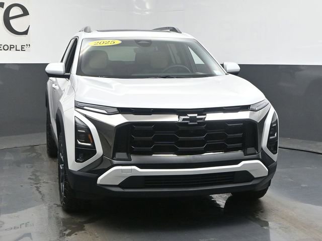 Used 2025 Chevrolet Equinox ACTIV w/ Safety and Technology Package image 51
