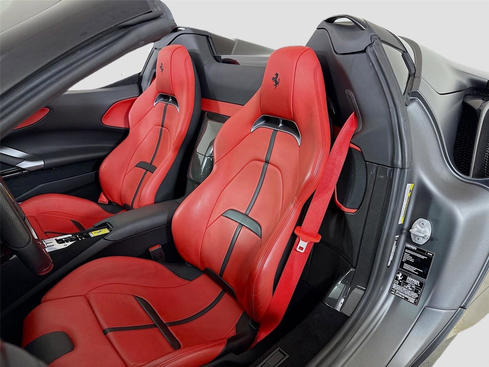 Used 2022 Ferrari SF90 Spider image 14