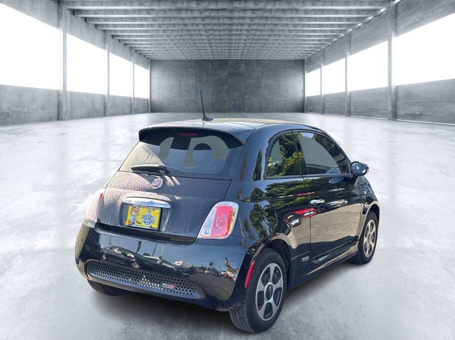 Used 2017 FIAT 500 e image 3