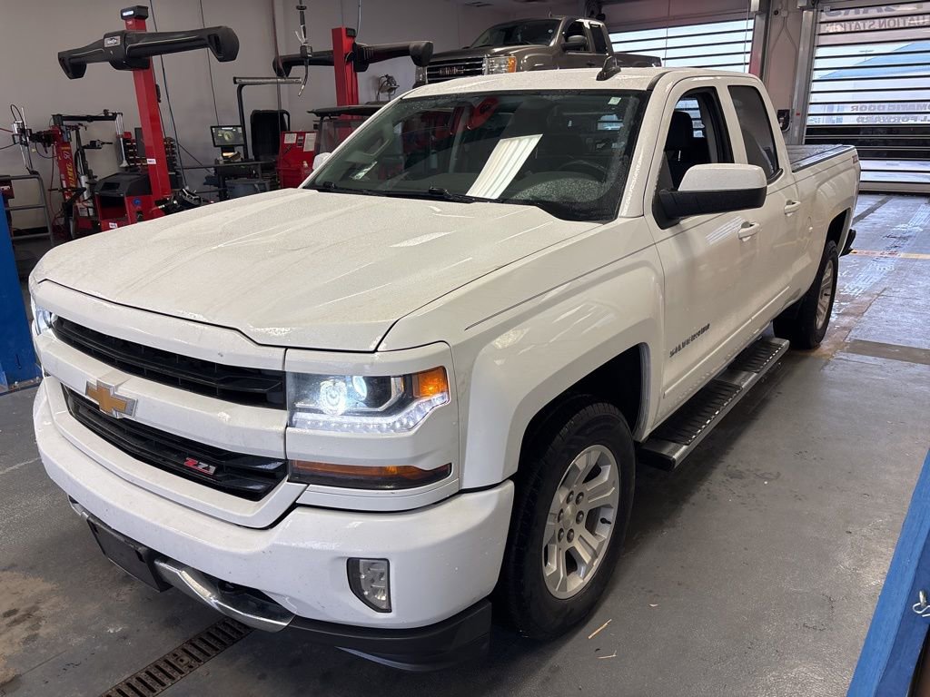 Used 2019 Chevrolet Silverado 1500 LT w/ All Star Edition image 2