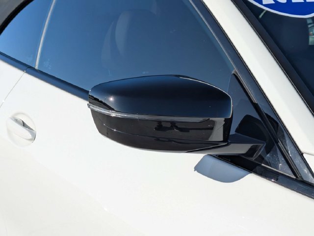 Used 2022 BMW 430i xDrive Convertible w/ M Sport Package AWD/4WD image 11