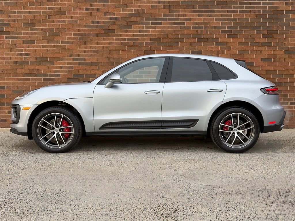 New 2026 Porsche Macan S image 2