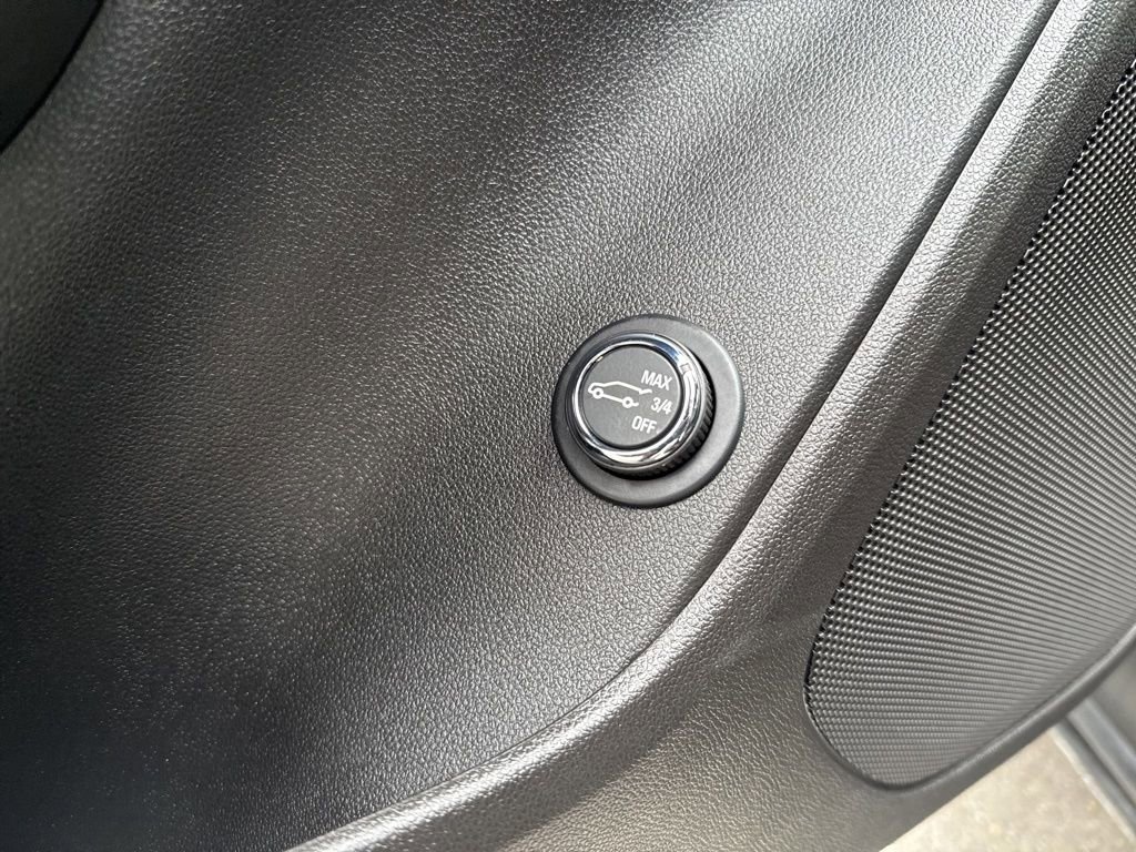 Used 2023 Chevrolet Blazer LT w/ Midnight/Sport Edition image 17