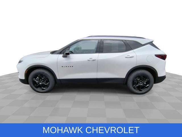 Certified 2025 Chevrolet Blazer LT w/ Sound & Technology Package AWD/4WD image 5