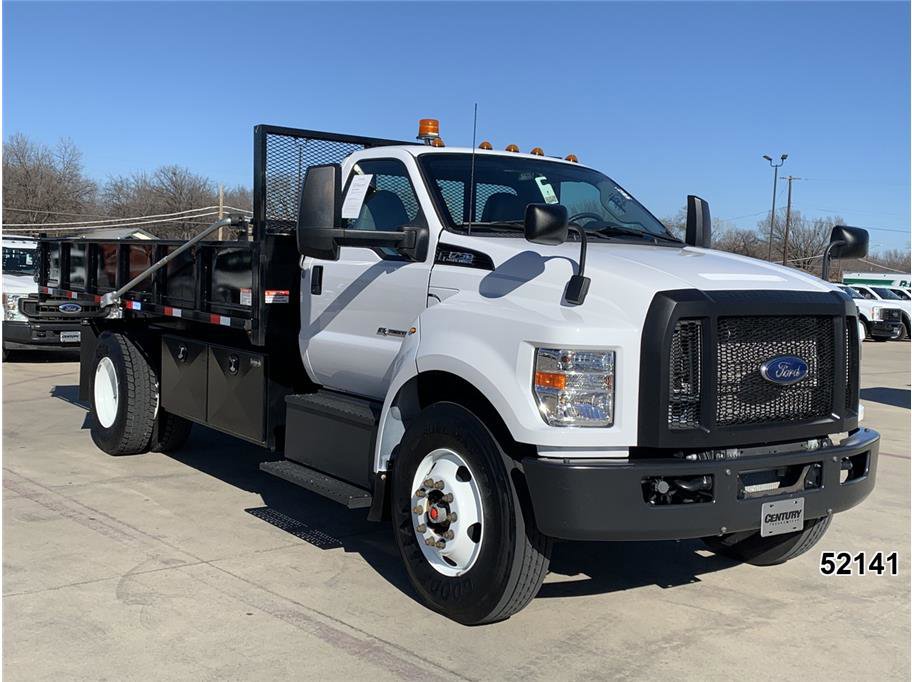 Used 2022 Ford F750 2WD Regular Cab Super Duty image 4